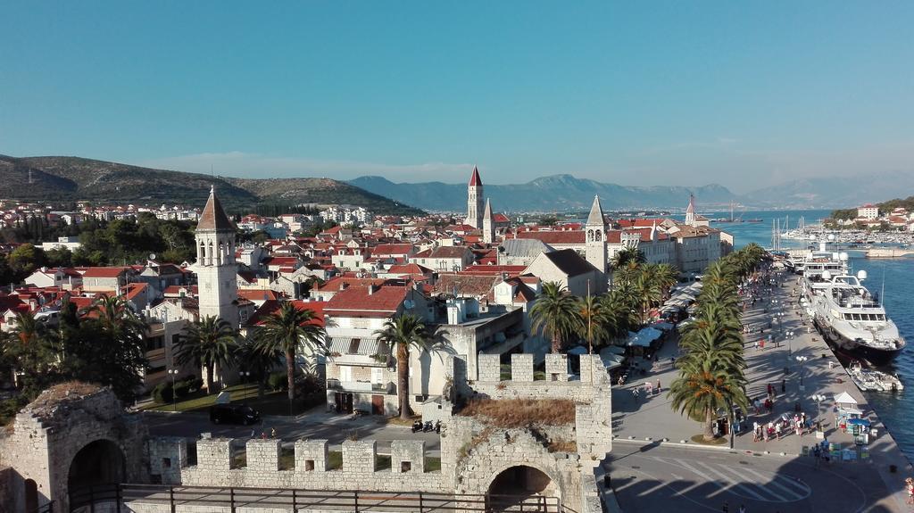 Apartments Sime Trogir Exterior photo